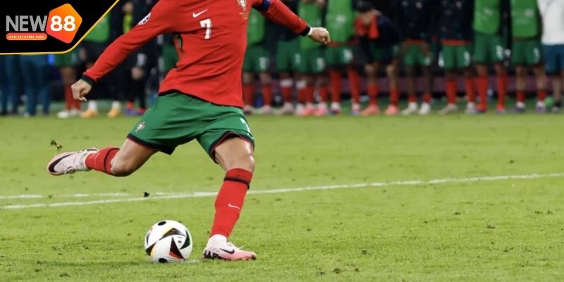 Mẹo đá phạt dựa trên lòng trong bàn chân